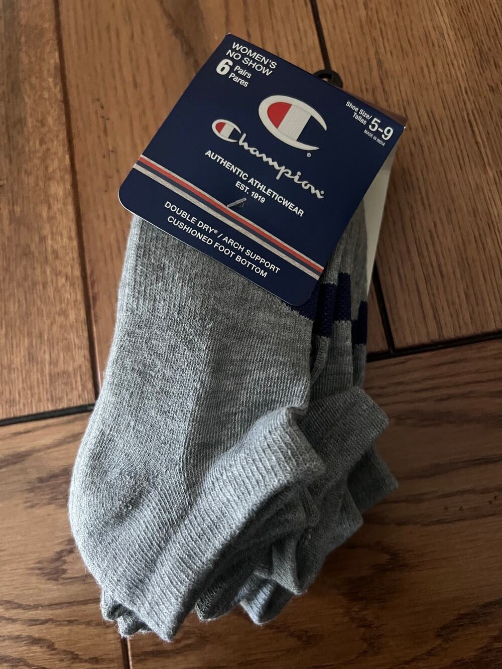 Champion women’s no show socks-6 pairs-size 5-9